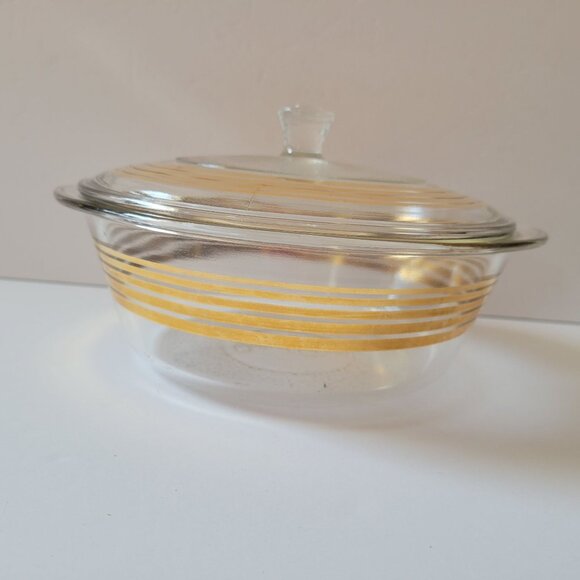 Inlaid Glass Golden Stripe Ovenware Casserole Dish With Lid Vintage Clear Glass - Picture 2 of 8